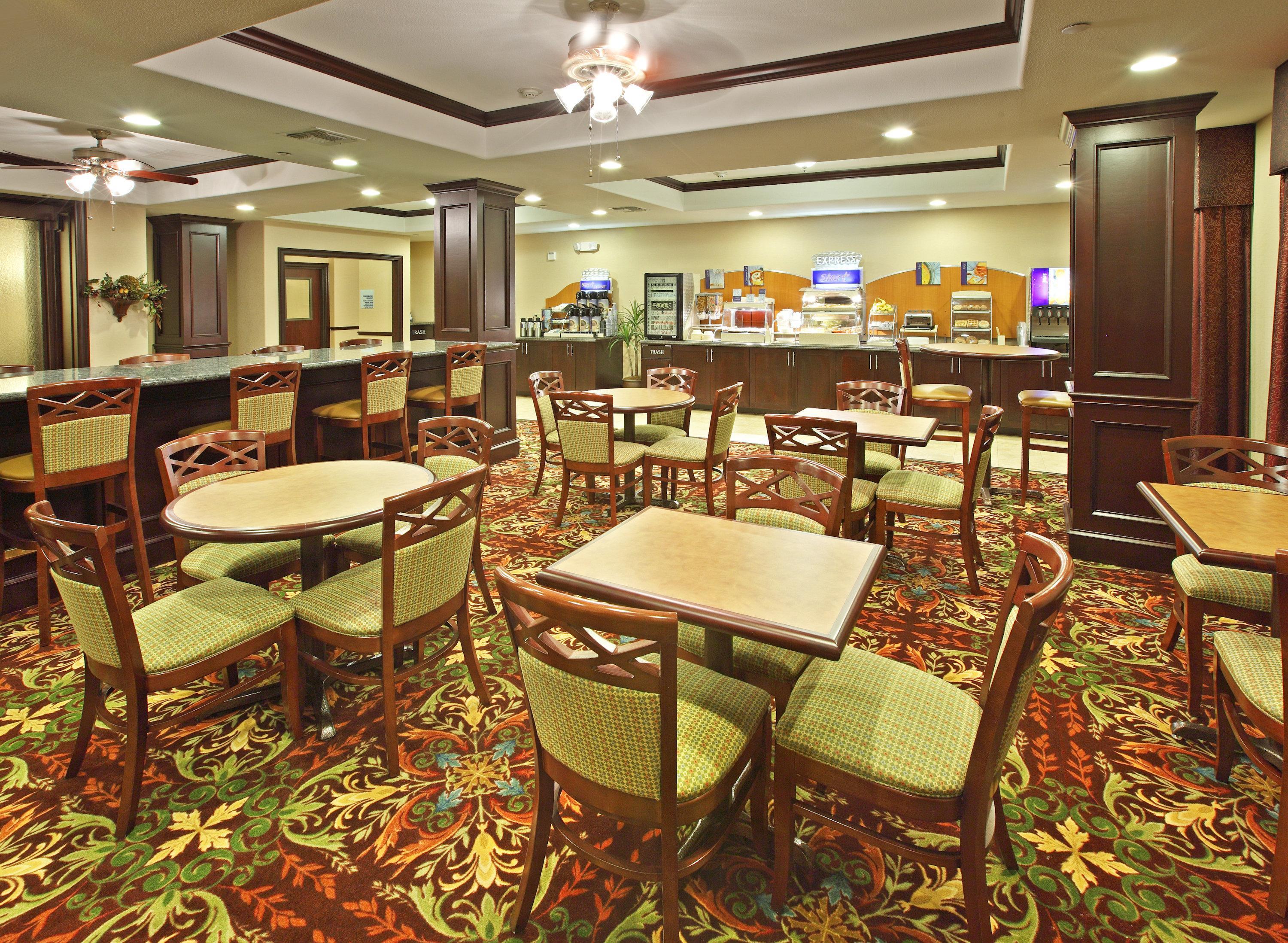 Holiday Inn Express Hotel & Suites Henderson - Traffic Star By Ihg Kültér fotó