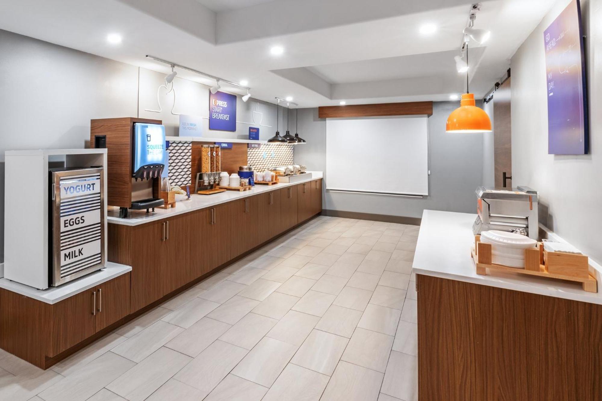 Holiday Inn Express Hotel & Suites Henderson - Traffic Star By Ihg Kültér fotó