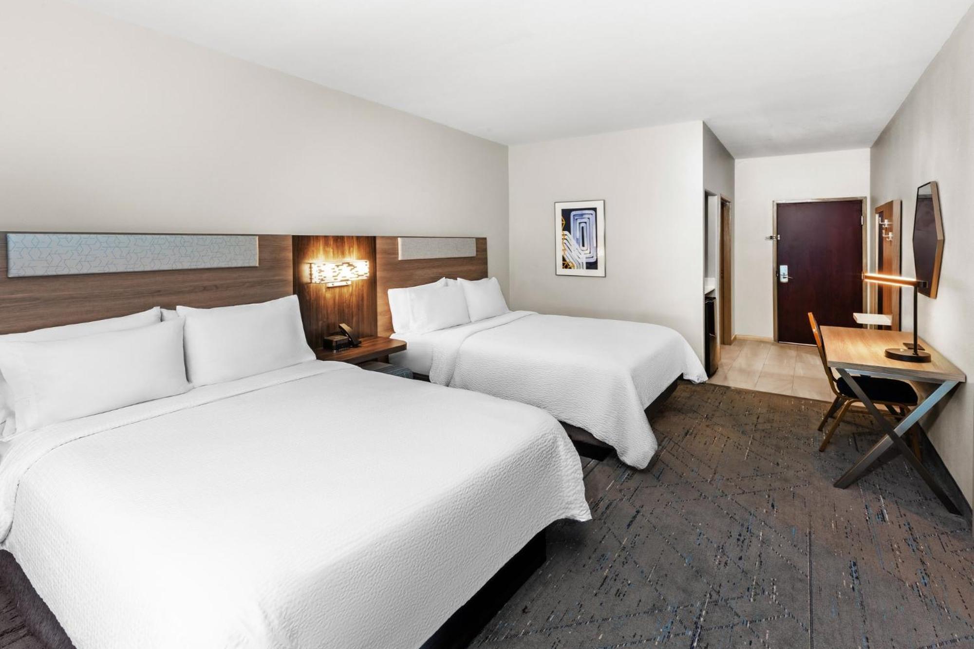 Holiday Inn Express Hotel & Suites Henderson - Traffic Star By Ihg Kültér fotó